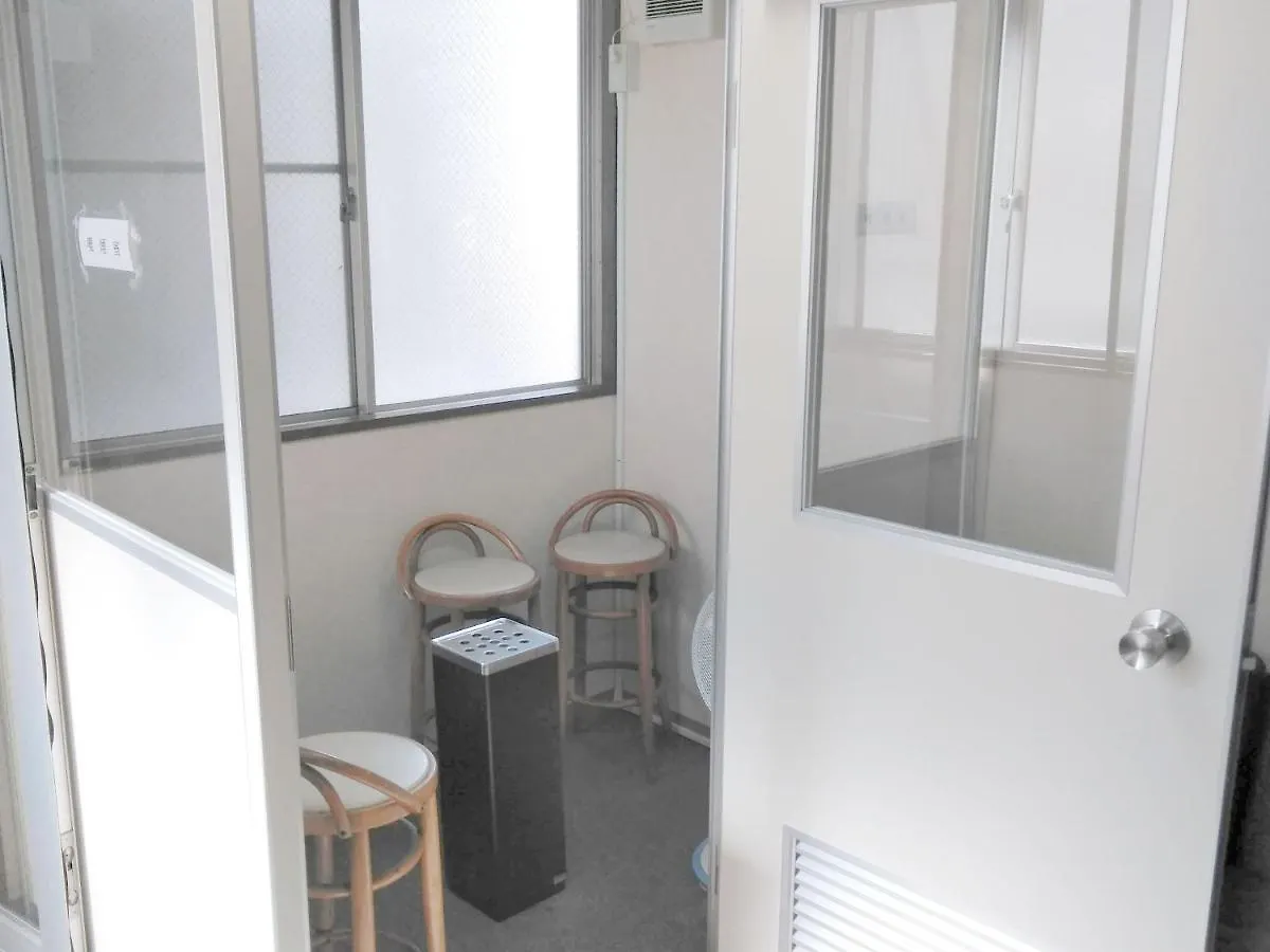 Business Ryokan Harada Hiroshima 2*,